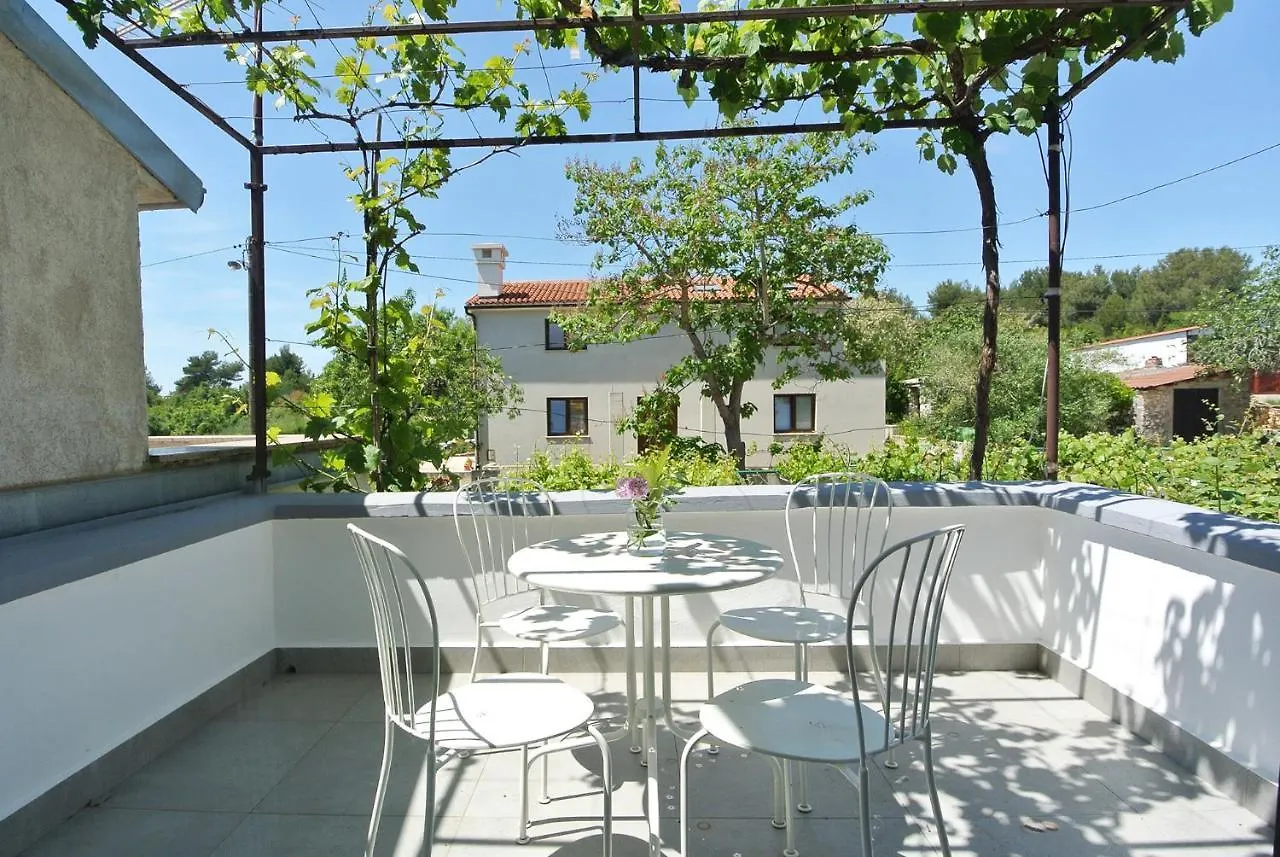 Apartments Sofia Banjole 0*,  Croatia