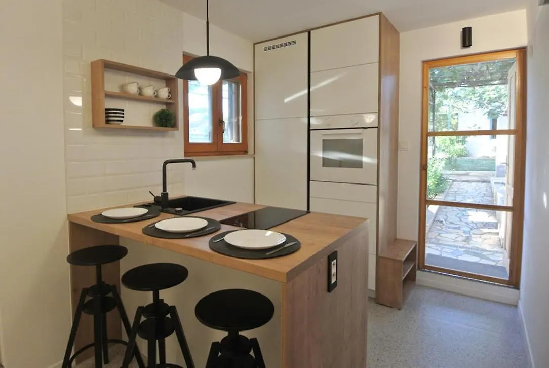 Apartments Sofia Banjole Croatia